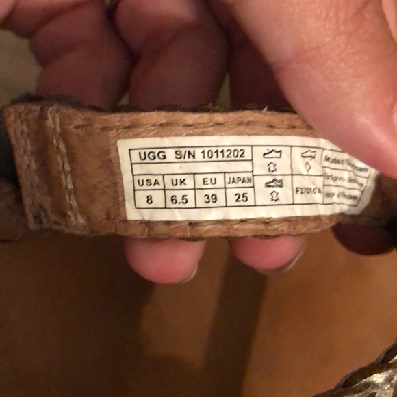 Authentic UGG Audra Thong Sandal - Picture 11 of 11